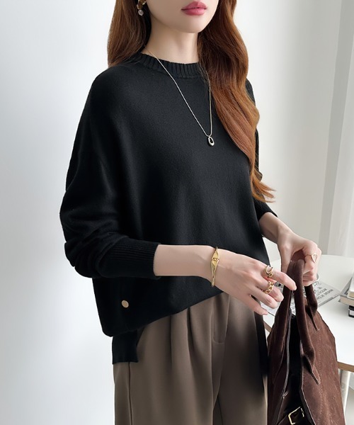 COCOMOMO(ココモモ)の「ロングスリットニット クルーネック ニット バックロング スリット ニット 秋服 冬服(ニット/セーター・レディース・ブラック/ブルーグレー/グレー/ホワイト/ブラウン/ベージュ・FREE)」の13枚目の写真