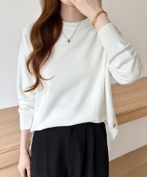 COCOMOMO(ココモモ)の「ロングスリットニット クルーネック ニット バックロング スリット ニット 秋服 冬服(ニット/セーター・レディース・ブラック/ブルーグレー/グレー/ホワイト/ブラウン/ベージュ・FREE)」の21枚目の写真