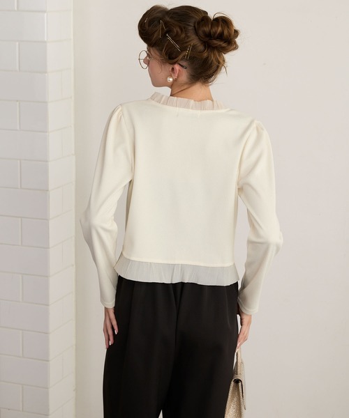 BONLECILL noir（ボンルシールノワール）の「【BONLECILL noir】フリルドッキングゴールドボタンコンパクトカーディガン（カーディガン/ボレロ・レディース・ブラウン/アイボリー/ブラック・FREE）」の22枚目の写真