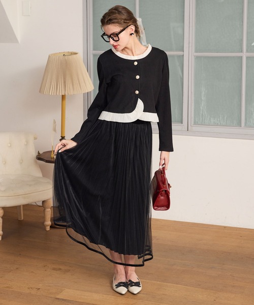 BONLECILL noir（ボンルシールノワール）の「【BONLECILL noir】フリルドッキングゴールドボタンコンパクトカーディガン（カーディガン/ボレロ・レディース・ブラウン/アイボリー/ブラック・FREE）」の7枚目の写真