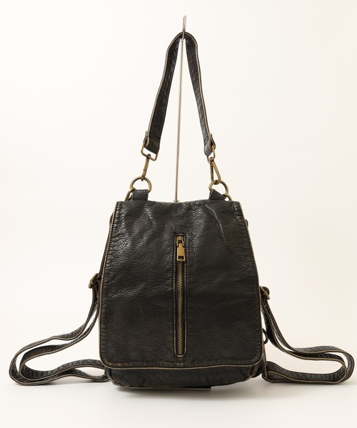 FUNALIVE（ファンアライブ）の「ABETTOR ヴィンテージ加工フェイクレザーセンターZIPデザインスモールDAY BAG（バックパック/リュック・メンズ・ブラック/ブラック系その他・FREE）」の6枚目の写真