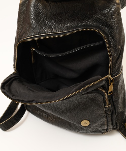 FUNALIVE（ファンアライブ）の「ABETTOR ヴィンテージ加工フェイクレザーセンターZIPデザインスモールDAY BAG（バックパック/リュック・メンズ・ブラック/ブラック系その他・FREE）」の20枚目の写真