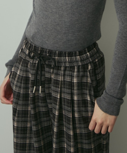 full/fill.（フルフィル）の「check easy pants / チェックイージーパンツ（その他パンツ・レディース・ブラック/ブラウン・FREE）」の20枚目の写真