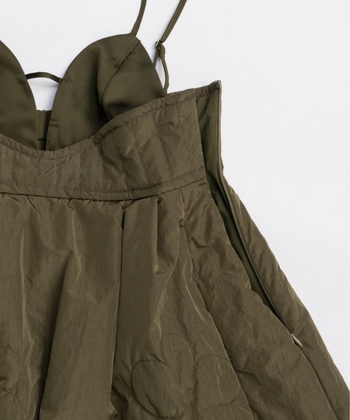 MAISON SPECIAL(メゾンスペシャル)の「2Way Padded Quilted Dress / 2WAY中綿キルティングワンピース(ワンピース・レディース・カーキ・36/38)」の13枚目の写真