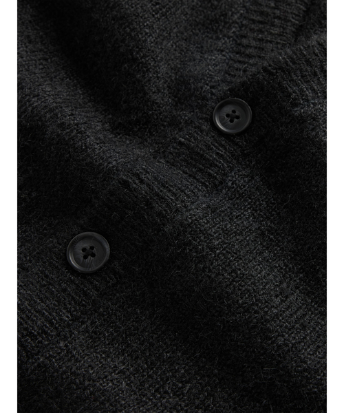 GAP(ギャップ)の「ふわもこ リラックス クロップド ニットカーディガン(カーディガン/ボレロ・メンズ・チャコールグレー/ベージュ・XS/S/M/L/XL)」の7枚目の写真