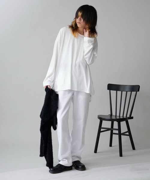 Theater code（シアターコード）の「Oversized Drop-Shoulder Long-Sleeve T-Shirt / オーバーサイズ ドロップショルダー ロングスリーブTシャツ 2026年春夏春服 夏服（Tシャツ/カットソー・メンズ・ブラック/ホワイト・FREE）」の8枚目の写真