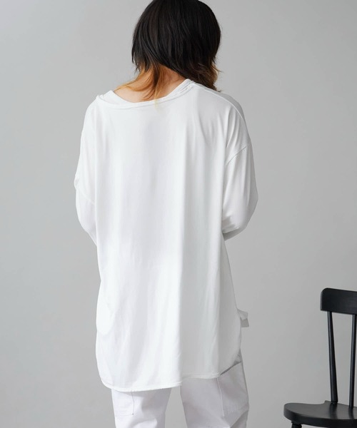 Theater code（シアターコード）の「Oversized Drop-Shoulder Long-Sleeve T-Shirt / オーバーサイズ ドロップショルダー ロングスリーブTシャツ 2026年春夏春服 夏服（Tシャツ/カットソー・メンズ・ブラック/ホワイト・FREE）」の13枚目の写真