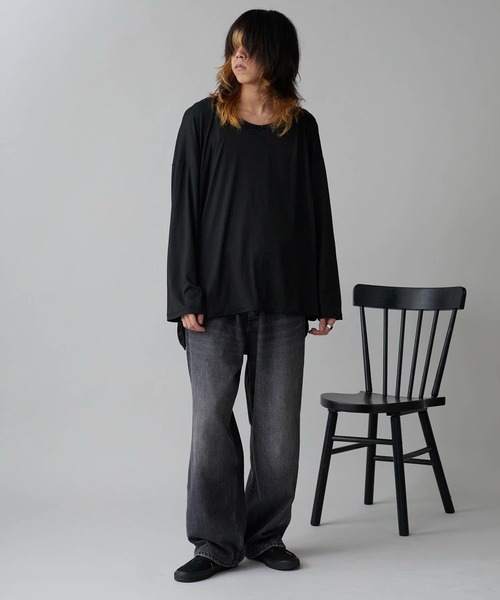Theater code（シアターコード）の「Oversized Drop-Shoulder Long-Sleeve T-Shirt / オーバーサイズ ドロップショルダー ロングスリーブTシャツ 2026年春夏春服 夏服（Tシャツ/カットソー・メンズ・ブラック/ホワイト・FREE）」の17枚目の写真