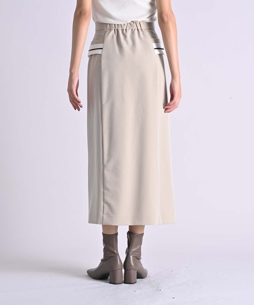 RAW FUDGE(ローファッジ)の「配色ウエストラインスカート(スカート・レディース・ベージュ/ブラック・M)」の11枚目の写真