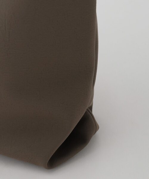 MELROSE claire（メルローズ クレール）の「【ギャザーショルダーバッグ】（ショルダーバッグ・レディース・ブラック/モカ・FREE）」の10枚目の写真