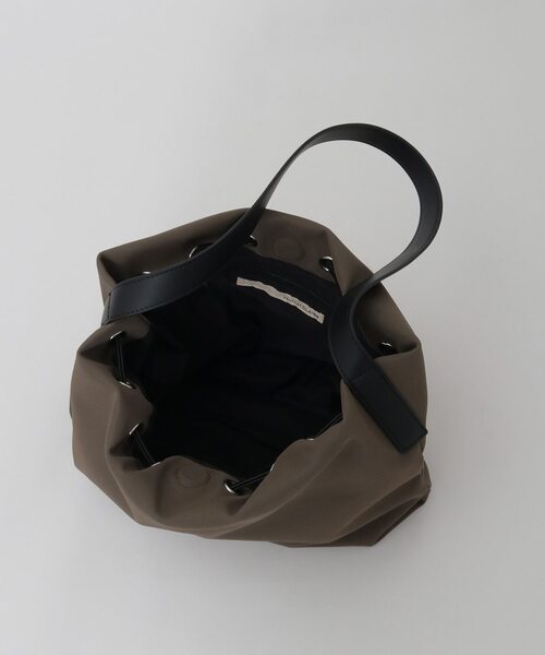 MELROSE claire（メルローズ クレール）の「【ギャザーショルダーバッグ】（ショルダーバッグ・レディース・ブラック/モカ・FREE）」の18枚目の写真