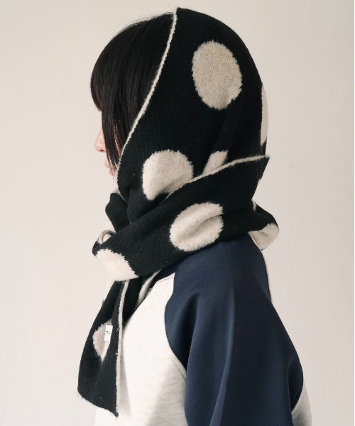 Port（ポート）の「【 SORUTT / ソルト 】 ドット柄 ニット マフラー #（マフラー・レディース・ブラック/ベージュ・FREE）」の5枚目の写真