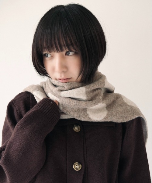 Port（ポート）の「【 SORUTT / ソルト 】 ドット柄 ニット マフラー #（マフラー・レディース・ブラック/ベージュ・FREE）」の19枚目の写真