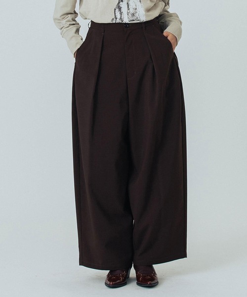 ROSE BUD（ローズバッド）の「(CREOLME)TUCK BARREL PANTS（その他パンツ・レディース・ブラウン/グレー/ブラック・S/M）」の3枚目の写真