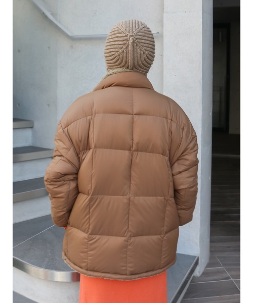 emmi×TAIONリバーシブルダウン　ブラウン UNISEX】マウンテン リバーシブル ダウン×ボア ジャケット / ブラウン