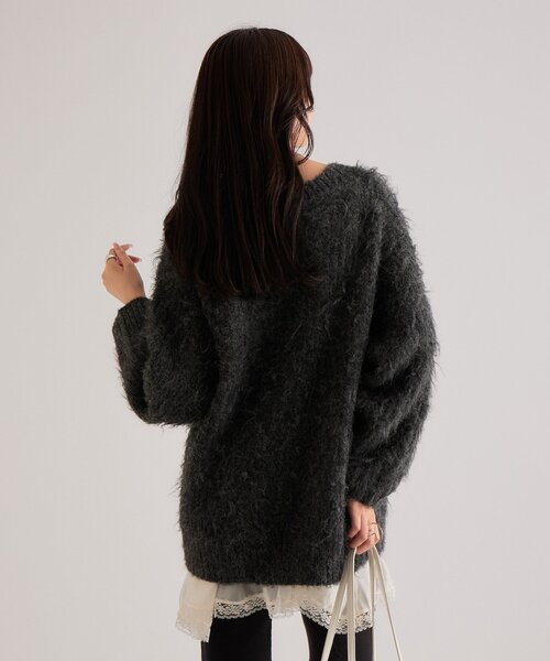 mystic(ミスティック)の「【前後2way】ふわふわシャギーニット(ニット/セーター・レディース・レッド/ブラウン/ピンク/アイボリー/チャコールグレー/ブルー・FREE)」の16枚目の写真