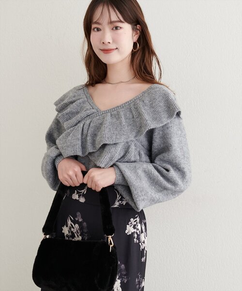 natural couture（ナチュラルクチュール）の「【WEB限定】クロスフリルニット（ニット/セーター・レディース・ブラック/アイボリー/ピンク/チャコールグレー・FREE）」の11枚目の写真