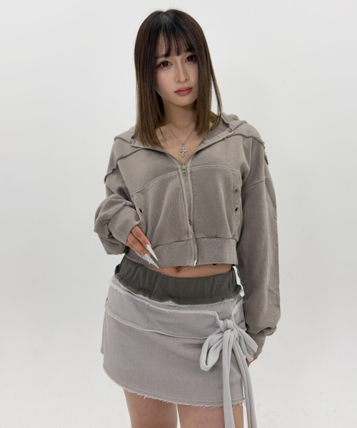 .KOM(ドットコム)の「A'GEM/9 × .kom 『.KOM/ドットケーオーエム』 カットオフデザインジップパーカー(パーカー・レディース・チャコールグレー/ピンク・FREE)」の21枚目の写真