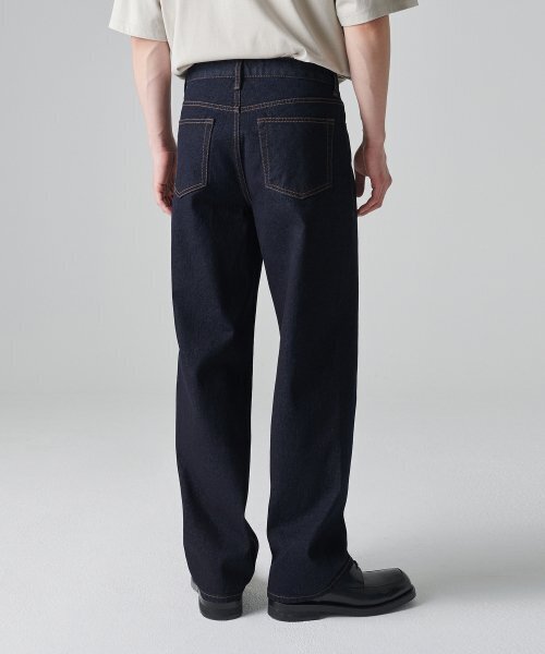 MUSINSA STANDARD（ムシンサスタンダード）の「ルーズストレートデニムパンツ [ディープインディゴ]（デニムパンツ・メンズ・その他・40/38/42/34/28/29/32/30/31/33/26/27/36）」の6枚目の写真