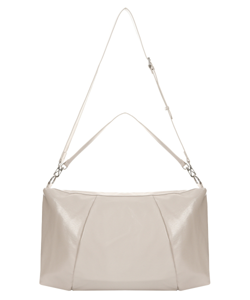 NICK&NICOLE(ニックアンドニコール)の「NICOLE MEGA SQUARE SHOULDER BAG_CREAM(ショルダーバッグ・レディース・その他・FREE)」の3枚目の写真