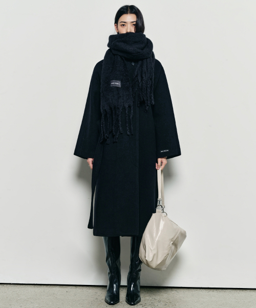 NICK&NICOLE(ニックアンドニコール)の「NICOLE MEGA SQUARE SHOULDER BAG_CREAM(ショルダーバッグ・レディース・その他・FREE)」の5枚目の写真