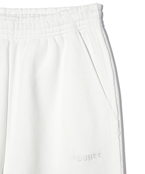 YOUHEE（ユヒ）の「YOUHEE WIDE JOGGER PANTS WHITE（スウェットパンツ・レディース・その他・FREE）」の4枚目の写真