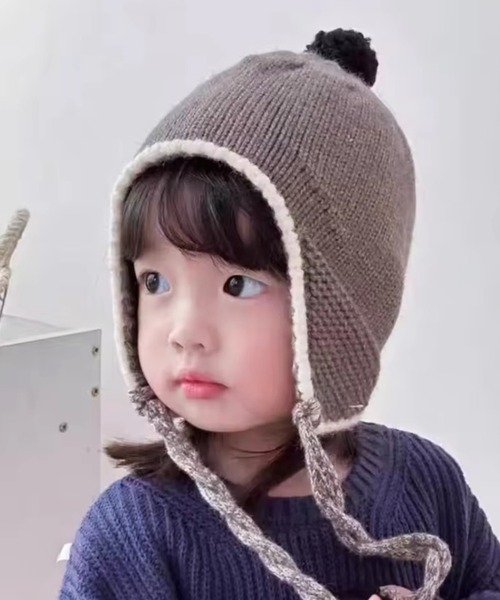 Bambin(ボンバン)の「【 Bambin / ボンバン 】 ポンポン イヤー フラップ ニットキャップ(ニットキャップ/ビーニー・キッズ・ブラック/ベージュ/ブラウン/モスグリーン・FREE)」の1枚目の写真