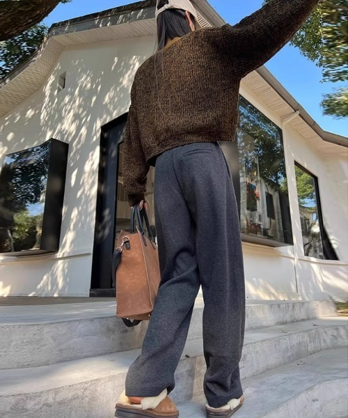 HANDO(ハンド)の「ウールタッチワイドパンツ(スラックス・レディース・アイボリー/チャコール・フリー)」の16枚目の写真