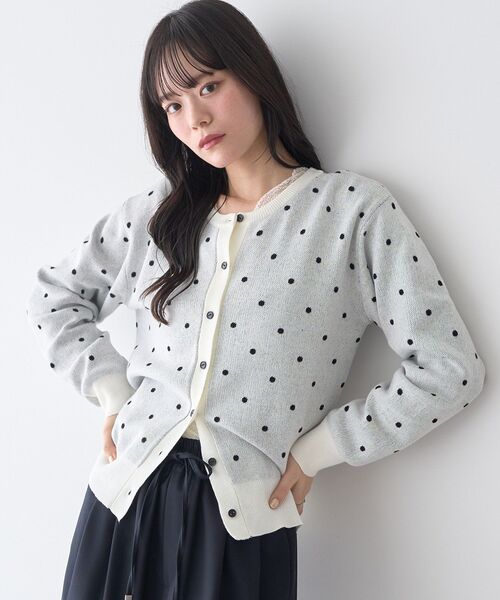 earth music&ecology（アースミュージックアンドエコロジー）の「ドットジャガードカーディガン（カーディガン/ボレロ・レディース・グレー/アイボリー・FREE）」の17枚目の写真