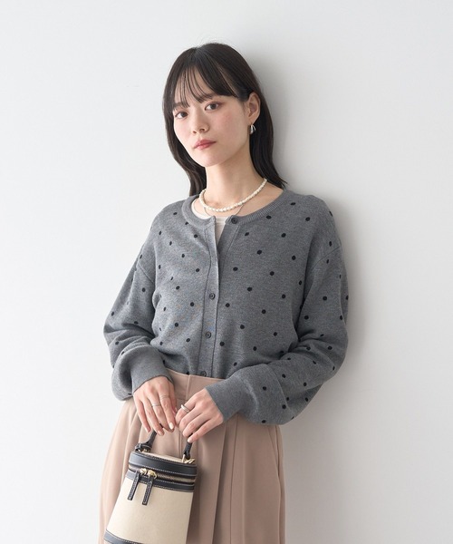 earth music&ecology（アースミュージックアンドエコロジー）の「ドットジャガードカーディガン（カーディガン/ボレロ・レディース・グレー/アイボリー・FREE）」の4枚目の写真