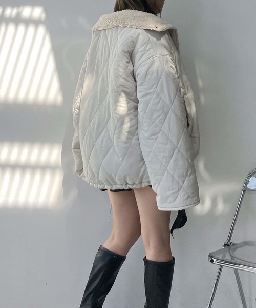 AS KNOW AS plus（アズノゥアズプラス）の「♪リバーシブル ボア×キルティング スタンドコート（その他アウター・レディース・ブルー/ブラック/アイボリー・FREE）」の18枚目の写真