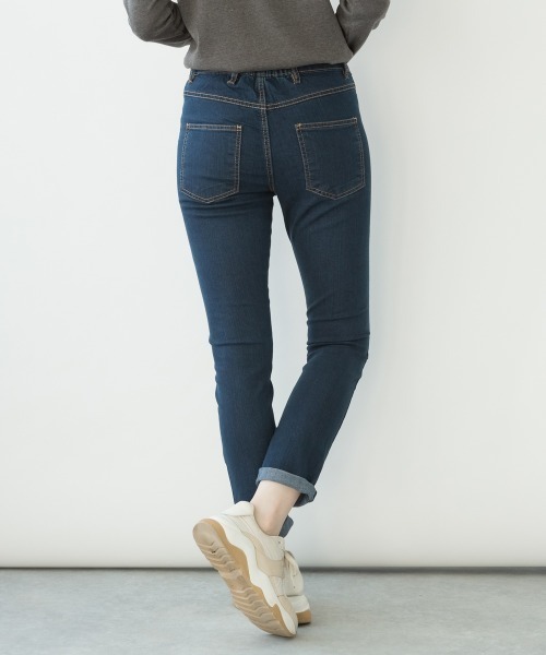 aity(アイティ)の「<ストレッチ> フロントジッパーデニムスキニーパンツ(デニムパンツ・レディース・ネイビー/ホワイト/ブルー/ワンウォッシュ・M/L/LL/3L/4L)」の10枚目の写真