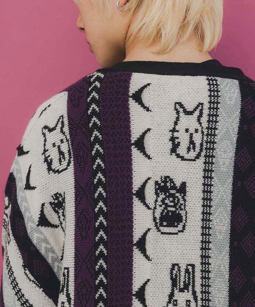 ScoLar Parity（スカラーパリティ）の「353127：落書き調Parityキャラジャガード3Dニットカーディガン（カーディガン/ボレロ・レディース・パープル/ブラック・M）」の15枚目の写真