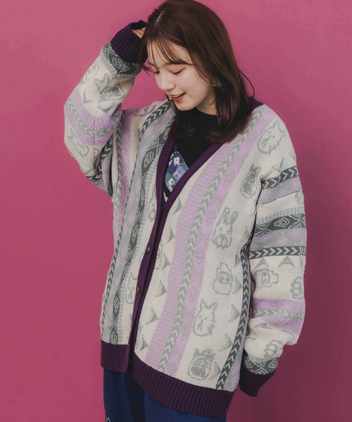 ScoLar Parity（スカラーパリティ）の「353127：落書き調Parityキャラジャガード3Dニットカーディガン（カーディガン/ボレロ・レディース・パープル/ブラック・M）」の17枚目の写真