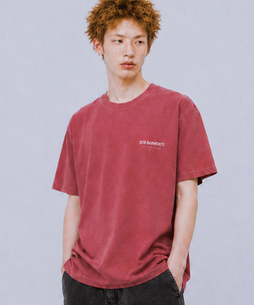 QT8 GARMENTS(キューティーエイトガーメント)の「LB Pigment Simple Logo Tee (Red)(Tシャツ/カットソー・レディース・その他・X-LARGE/SMALL/MEDIUM/LARGE)」の3枚目の写真