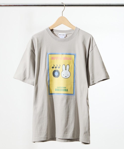 Miffy( ミッフィー)の「【 Miffy / ミッフィー 】秋のブルーナフェア:MIFFY&MUSIC TEE WNI(Tシャツ/カットソー・レディース・ライトグレー/ブラック・FREE)」の1枚目の写真