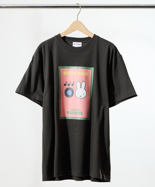 Miffy( ミッフィー)の「【 Miffy / ミッフィー 】秋のブルーナフェア:MIFFY&MUSIC TEE WNI(Tシャツ/カットソー・レディース・ライトグレー/ブラック・FREE)」の2枚目の写真