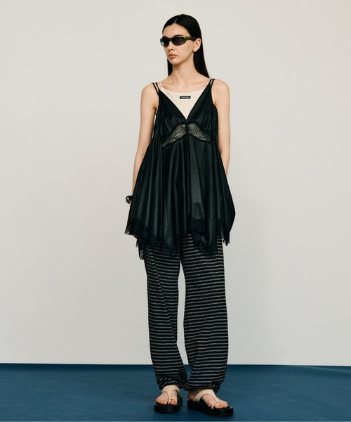 PRANK PROJECT(プランクプロジェクト)の「レースヘムボリュームチュニック / Lace Hem Volume Tunic(その他トップス・レディース・ブラック/ホワイト・FREE)」の3枚目の写真