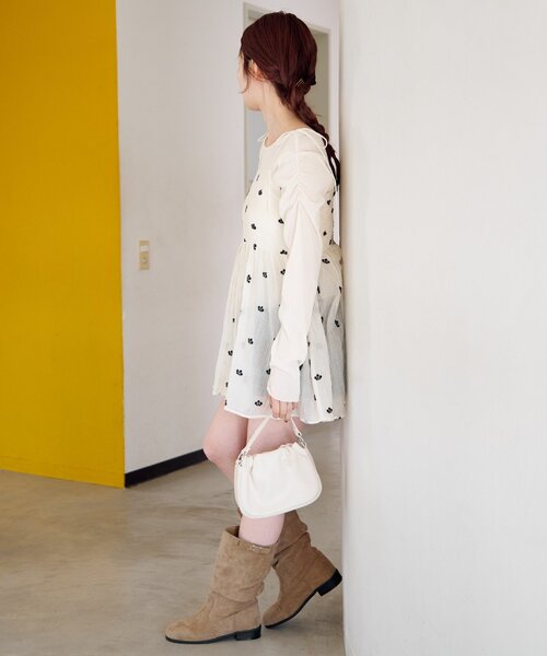 Kastane（カスタネ）の「【2026SSカタログ】フラワーステッチキャミチュニック（チュニック・レディース・アイボリー/ブラック・FREE）」の11枚目の写真