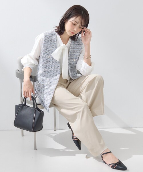 INDIVI（インディヴィ）の「【新作褒められパンツ】快温ワイドパンツ（その他パンツ・レディース・ライトベージュ/ホワイト/グリーン系/ネイビー・03/05/12/13/15 /19/34/36/38/40/42）」の22枚目の写真