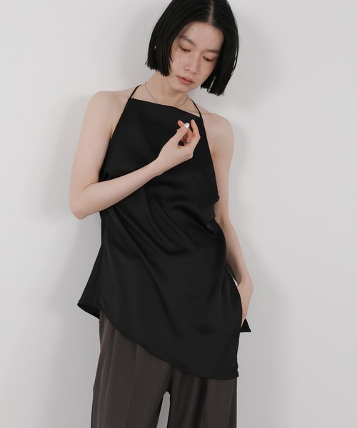 select MOCA(セレクトモカ)の「サイドスリットアシンメトリーサテンキャミソール【セットアップ対応/手洗い可】(キャミソール・レディース・ブラウン/ブラック/アイボリー・FREE)」の15枚目の写真