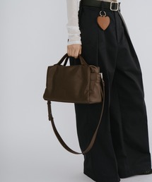 duei（デュイ）の「ダブルハンドルスクエアショルダーバッグ（ショルダーバッグ）」