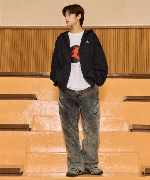 JORDAN BRAND(ジョーダンブランド)の「ジョーダン ブルックリン フリース メンズ オーバーサイズド フルジップ パーカー / Jordan Brooklyn Fleece Men's Oversized Full-Zip Hoodie IB7231-010 Black(パーカー・メンズ・ブラック・XL/L/M/S/2XL)」の2枚目の写真