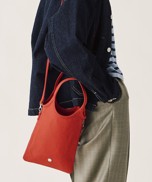 ORCIVAL（オーシバル）の「ORCIVAL | コットンキャンバス 2WAYバッグ UNISEX（ショルダーバッグ・レディース・アイボリー/ブラック/レッド・-）」の7枚目の写真