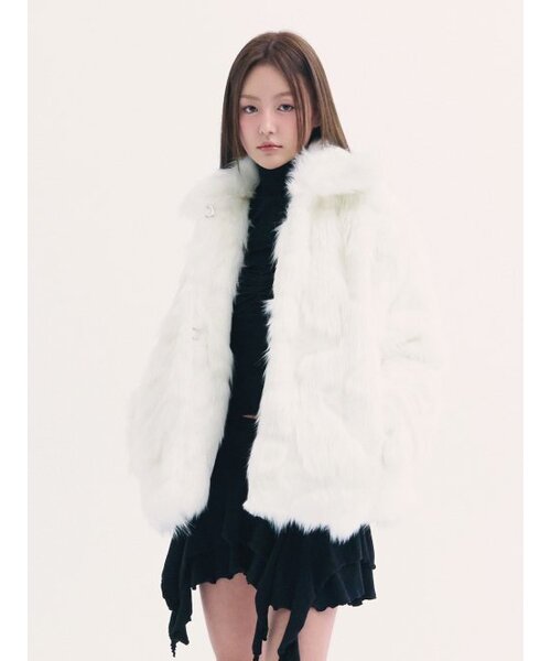 BABLETWO(ビーエイブルトゥー)の「Popo fur jacket WHITE(ムートンコート・レディース・その他・ONE SIZE)」の2枚目の写真