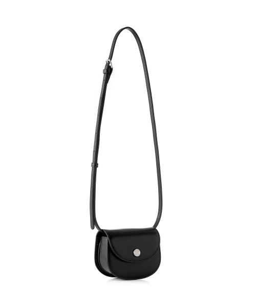 RAINBEE(レインビー)の「DEBON BAG_ BLACK(メッセンジャーバッグ・レディース・ブラック・FREE)」の2枚目の写真