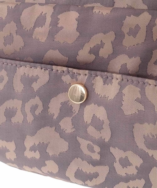 a.v.v（アーヴェヴェ）の「メニ—ポケットショルダーバッグ（ショルダーバッグ・レディース・ブラック/ベージュ/ブラウン・38）」の17枚目の写真