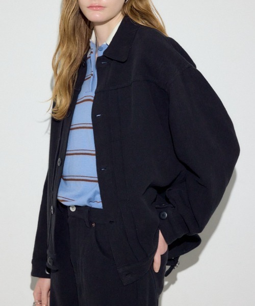 AZUL by moussy(アズールバイマウジー)の「【着丈バリエ】コットンリネンプリーツブルゾン 春服 秋服 【身長/骨格別着用画像あり】ジャケット(ブルゾン・レディース・ブラック/ベージュ/アイボリー・MEDIUM/SMALL)」の2枚目の写真