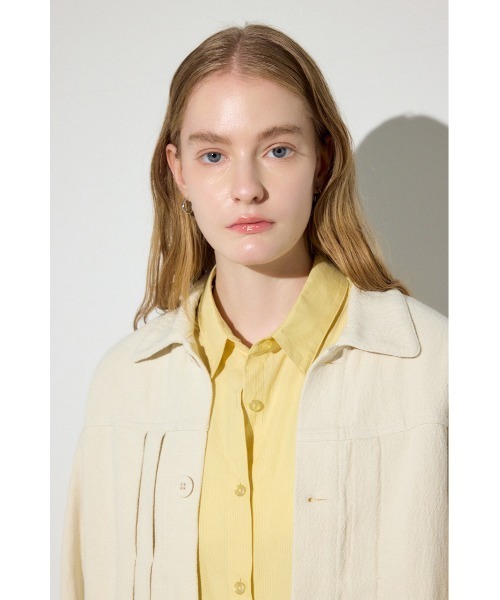 AZUL by moussy(アズールバイマウジー)の「【着丈バリエ】コットンリネンプリーツブルゾン 春服 秋服 【身長/骨格別着用画像あり】ジャケット(ブルゾン・レディース・ブラック/ベージュ/アイボリー・MEDIUM/SMALL)」の7枚目の写真