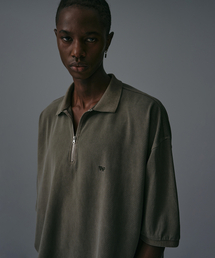 THE ANTI PLATFORM（ディアンチプラットフォーム）の「ピグメントオーバーサイズジップアップピケシャツ（カーキ）（ポロシャツ）」